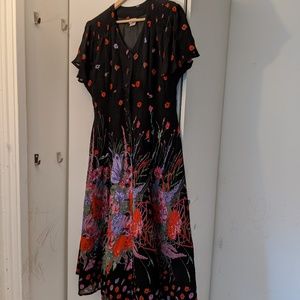Floral vintage viscose dress with polyester lining
